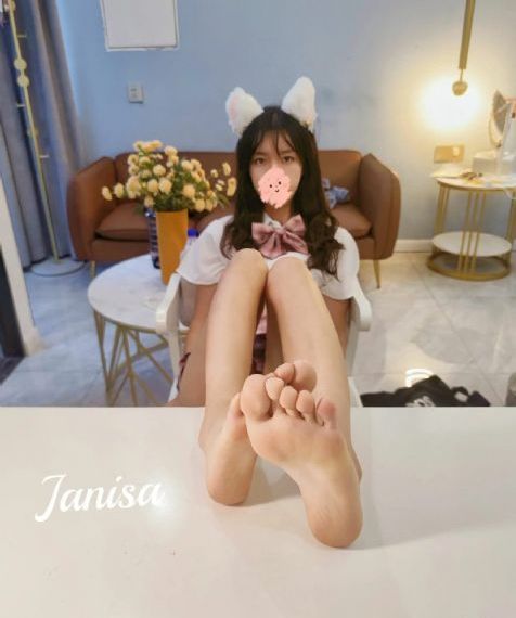 田丸麻纪子